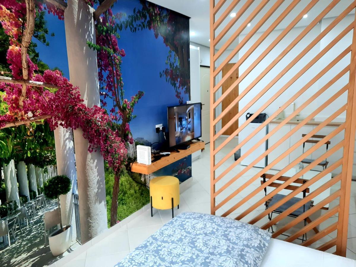 Saranda Promenade Apts المظهر الخارجي الصورة